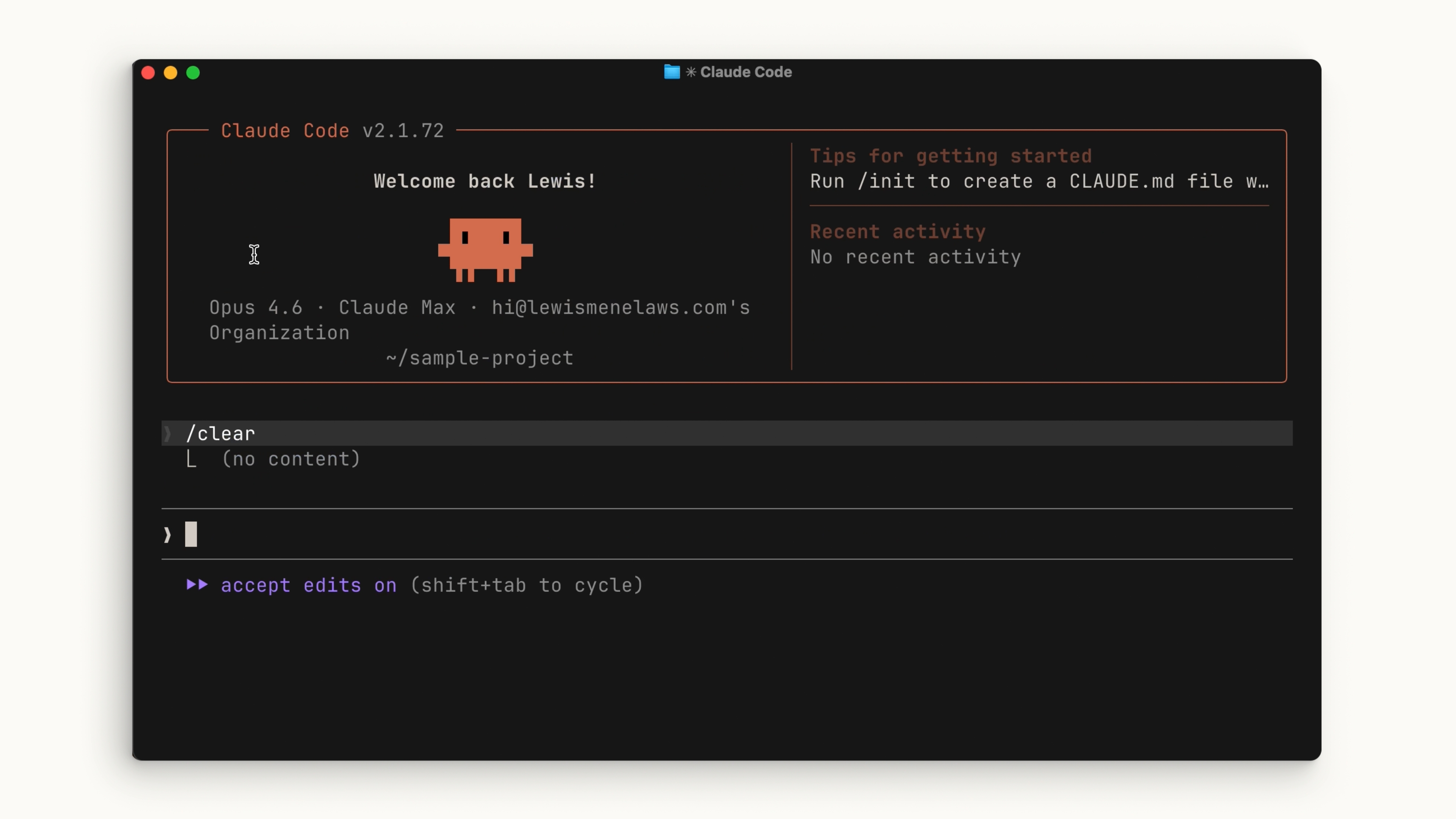 새 세션을 시작하기 위해 Claude Code에서 /clear를 실행하는 화면
